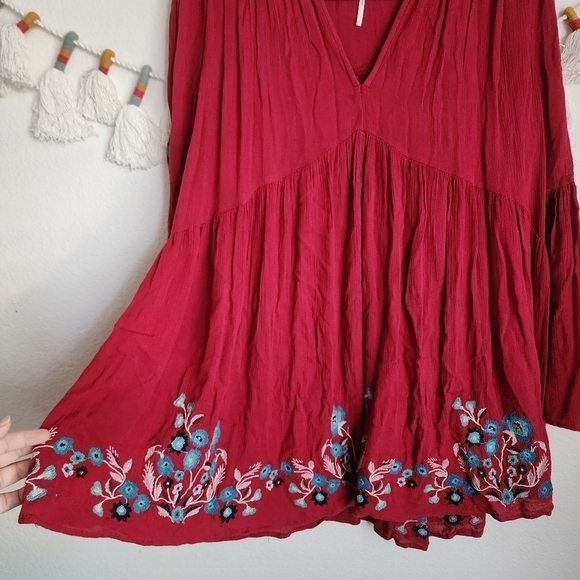 Free People Te Amo Berry Red Embroidered Flowy Mini Boho Dress Whimsical Peasant - Picture 6 of 13